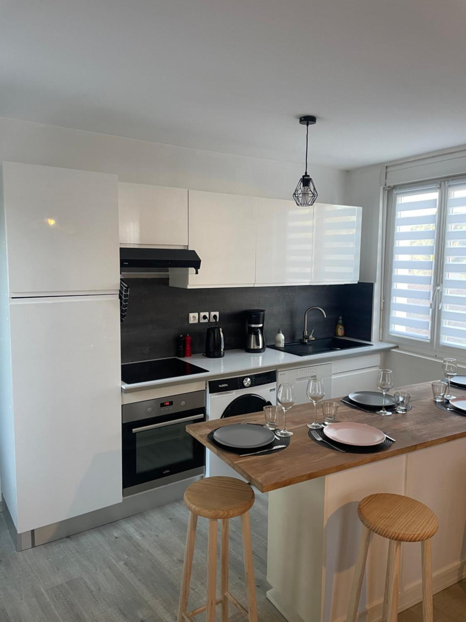 T4 Lumineux Proche Centre Ville Narbonne & Des Grands Buffets Ngoại thất bức ảnh